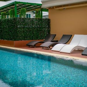 Siri Ratchadamnoen Bangkok Hotel